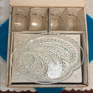 Vintage 1950’s Homestead Snack Set with original box. Glassware is flawless.